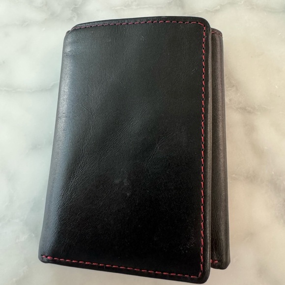 Roundtree & Yorke tri-fold wallet - Picture 1 of 15